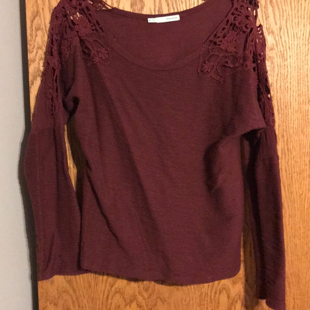 Fun Maroon Long Sleeve shirt